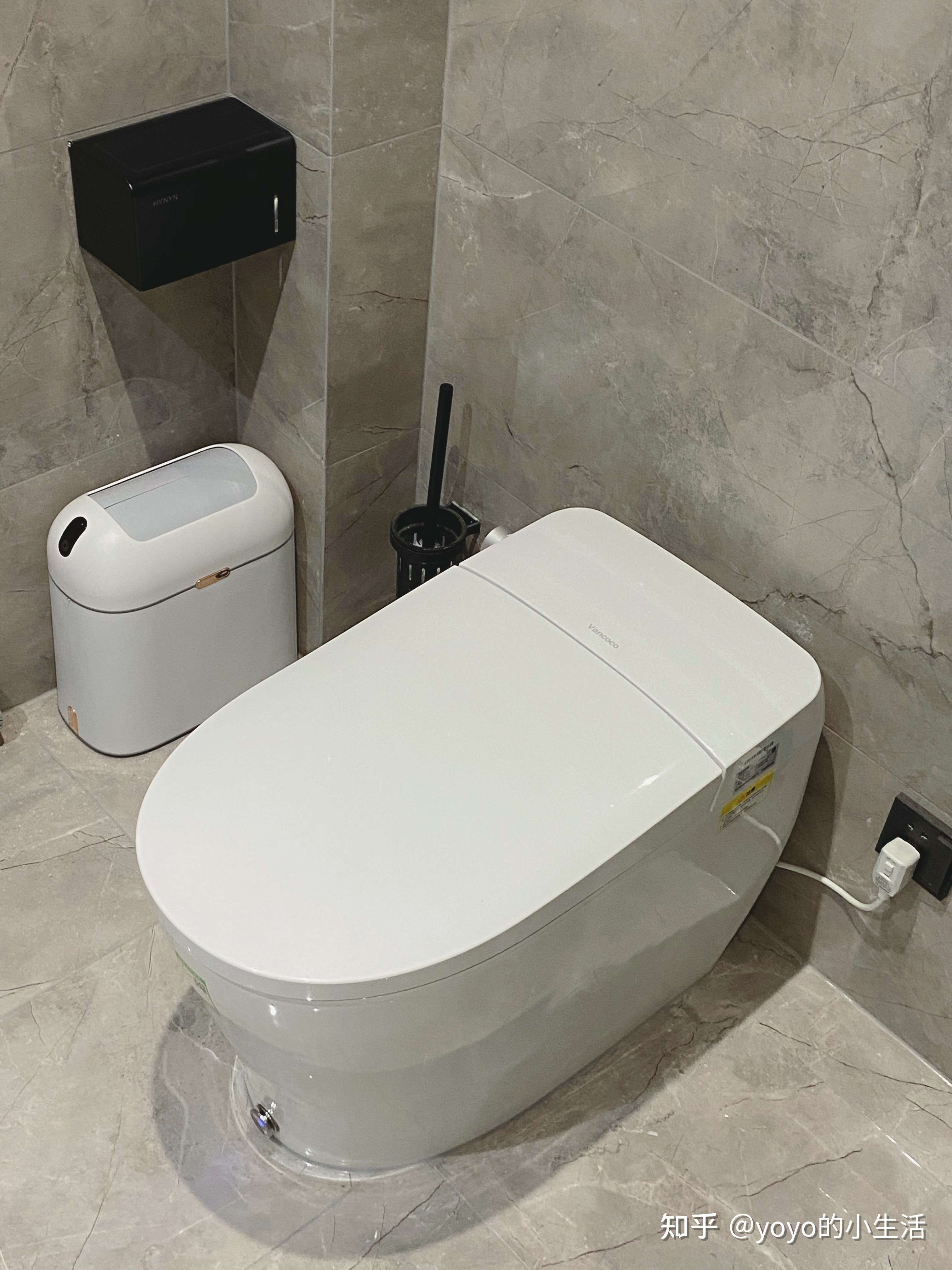 老小区换新隐藏式水箱智能马桶78