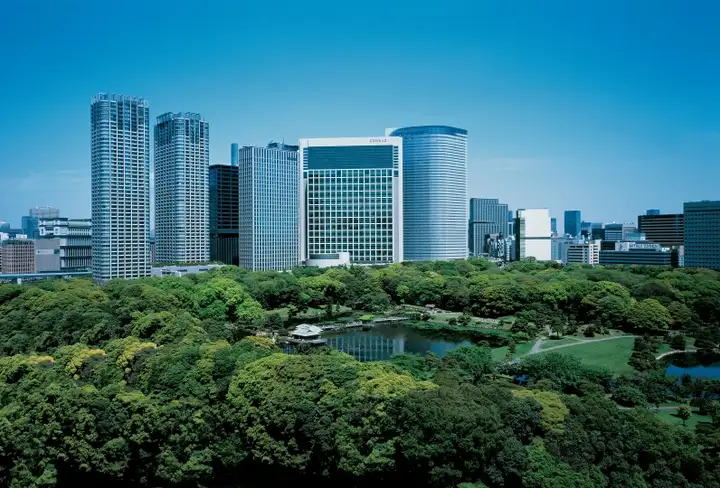 东京有哪些非常不错的酒店和餐厅？