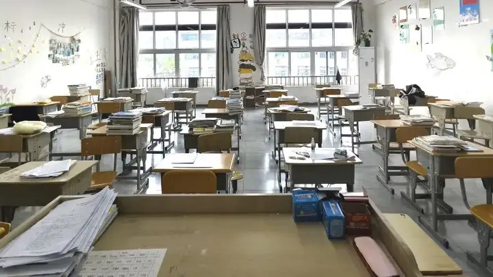 方寸空间 相遇美好 | 塘栖校区24级“最美班级”教室美化评比大赛(图16)