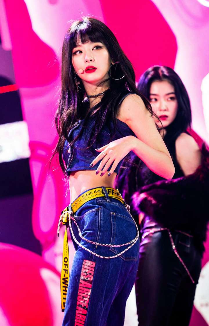 韩国女团中有哪些身材很好的明星