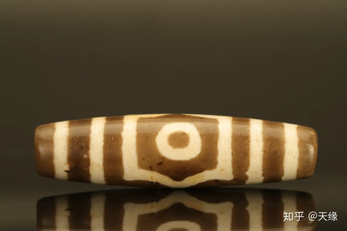 稀少 五眼天珠 紅玉髄天珠 血紋 老玉髄 幸福 昇進の機会 財運 功名