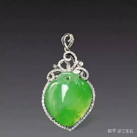 金镶嵌和银镶嵌有啥区别？翡翠用哪个好 
