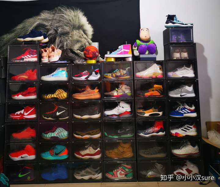 有哪些好看又不贵的nike和adidas鞋子?