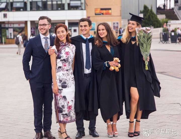 如何评价《非正式会谈》第四季法国代表阮奕信?