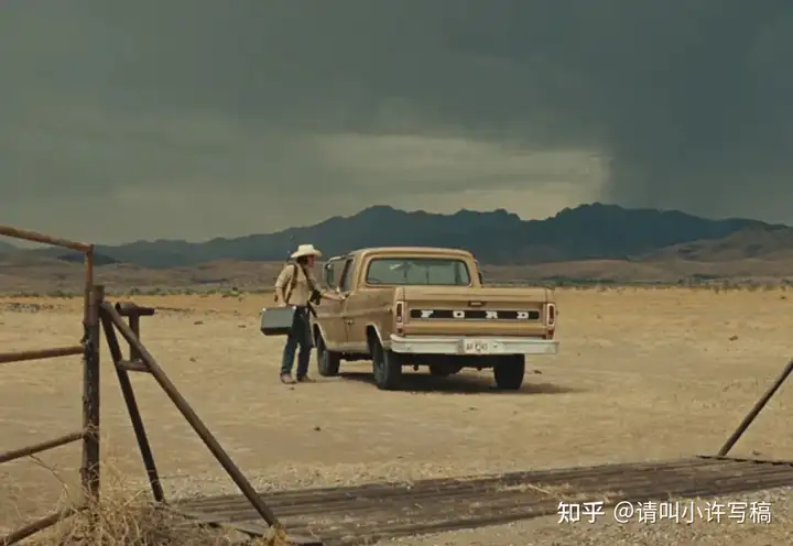 如何理解科恩兄弟执导的电影《老无所依》？