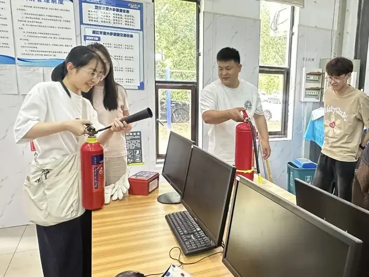 【平安校园】抓实安全宣教 筑牢平安校园 | 我校富阳校区开展安全月系列活动(图10)