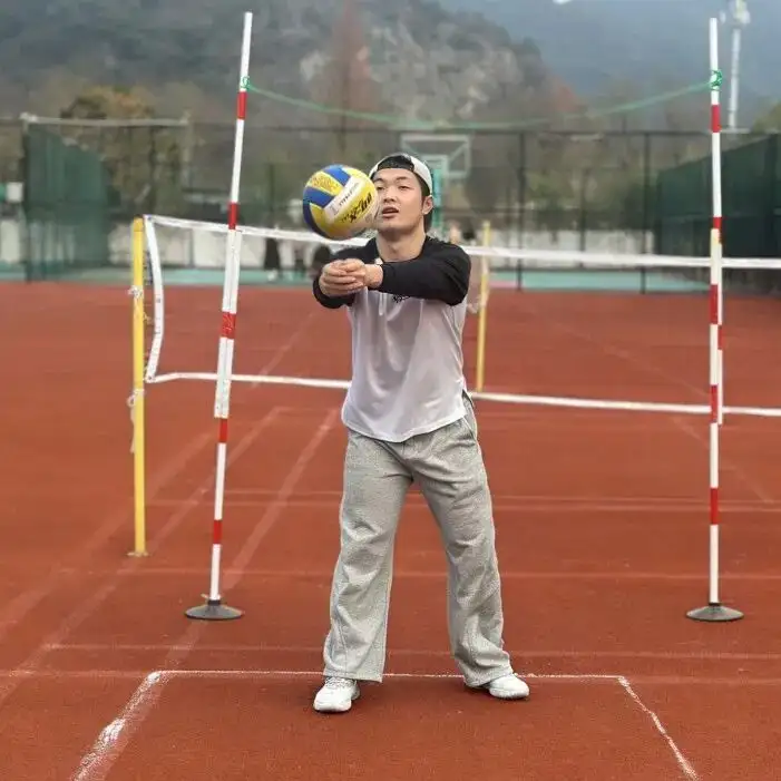 浙江省广播电视中等专业学校富阳校区球类比赛圆满落幕(图8) 浙江省广播电视中等专业学校富阳校区球类比赛圆满落幕(图8)