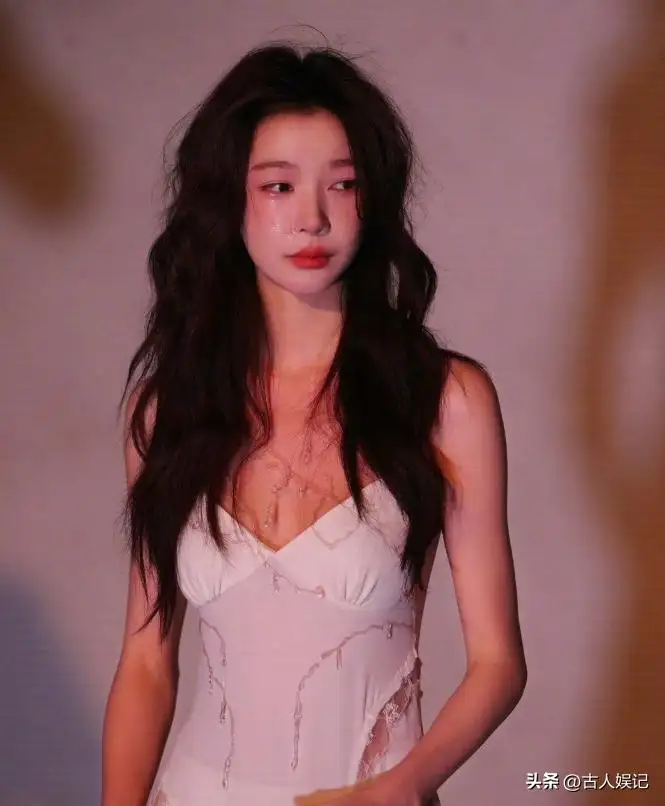 胡彦斌易梦玲海边拥吻恋情曝光插图15