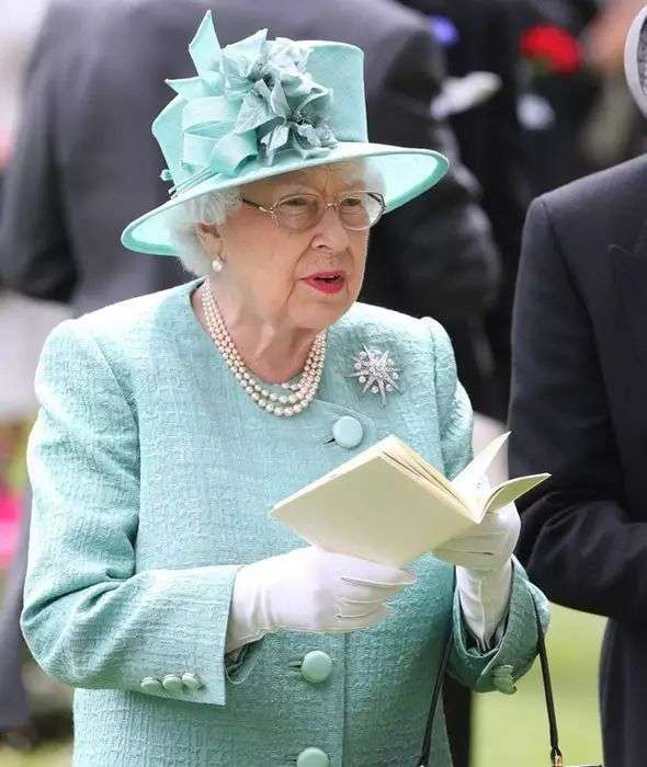 Royal Ascot英国皇家赛马会 帽装仙女与草地狂欢 知乎