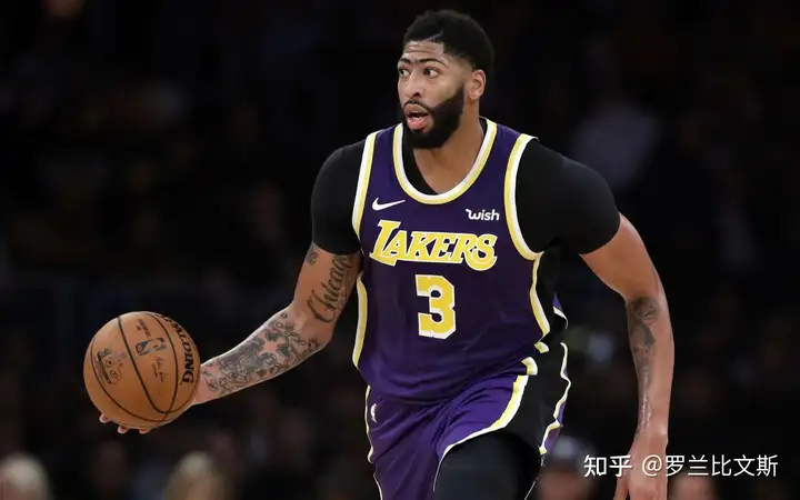 NBA2022-23赛季赛程过半，你对金州勇士下半赛季有哪些期待？