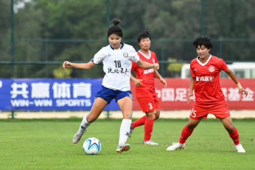 3:0沈北禾丰女足再下一城，女乙第二阶段小组赛进9球0失球的全胜战绩晋级八强