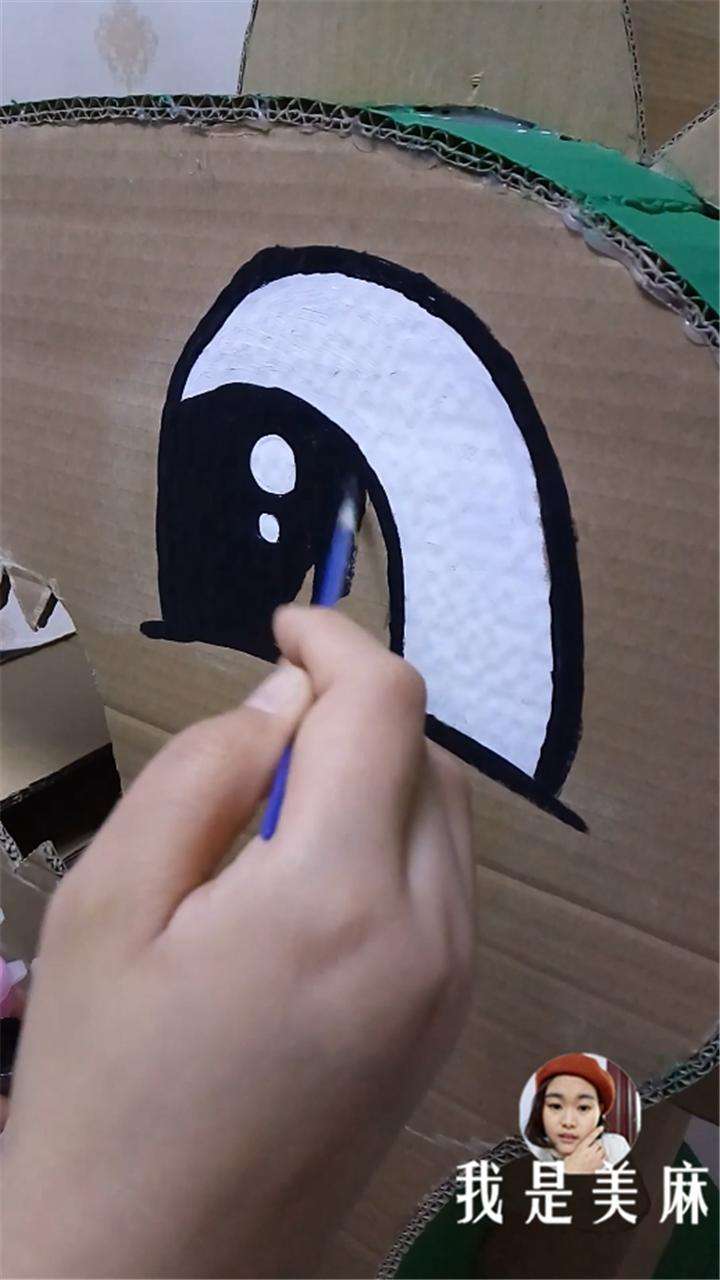 纸箱做恐龙衣服的步骤图片（儿童穿的纸箱恐龙制作方法）插图(9)