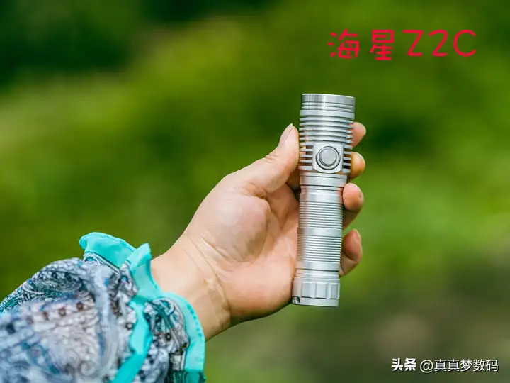 中国强光手电十大排名 激光20000米手电筒