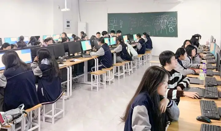 【活力校園】花信風(fēng)傳年少 流光照徹征程 | 塘棲校區(qū)幼兒保育2501班級風(fēng)采(圖3)