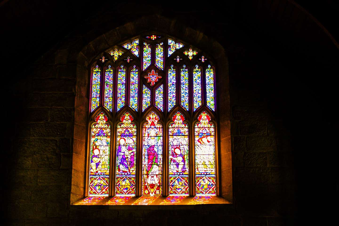 教堂观赏指南 玻璃花窗 光影交融下的曼妙灵魂 知乎 教堂观赏指南 玻璃花窗 光影交融下的曼妙灵魂 知乎