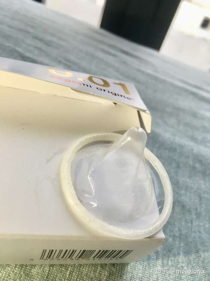 冈本的储精囊比较大,如果射出来量很大的话选择冈本会比较安全一点