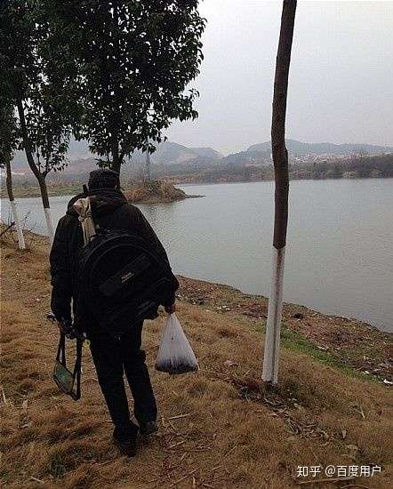 想给我爸买根鱼竿,问问大家有什么推荐的,预算在500内?