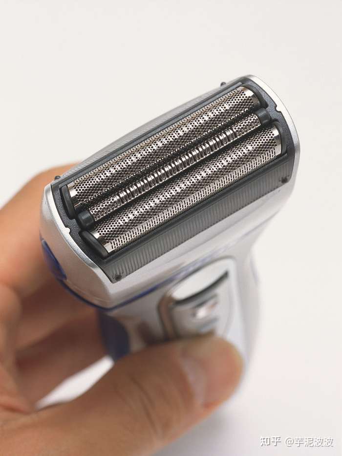 想送给爸爸一个剃须刀,哪个牌子的比较好呢?