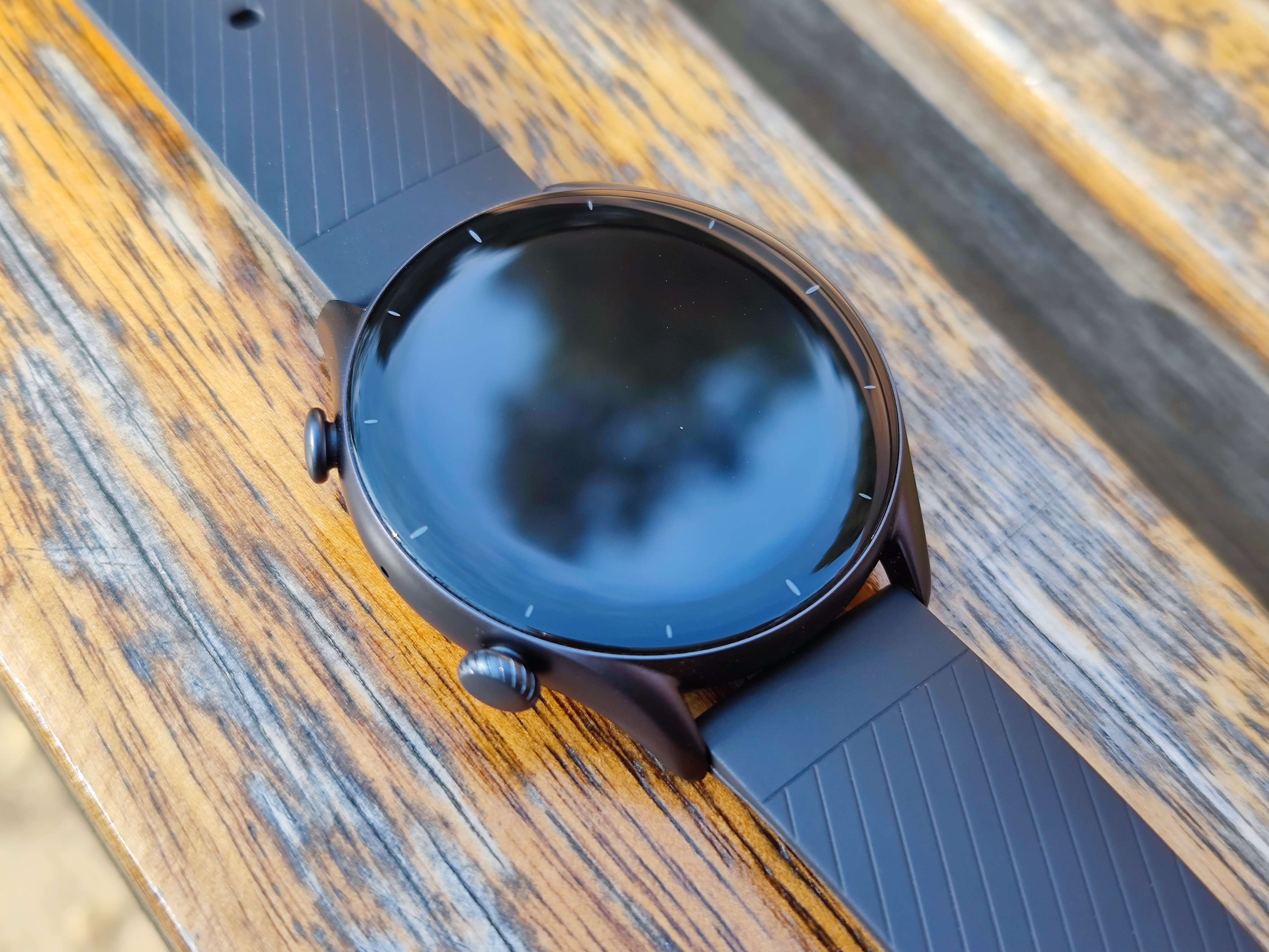 小科 的想法: 华米amazfit gtr3,非常喜欢这种一整块玻… - 知乎