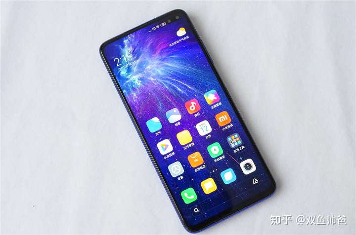 学生党应该买哪款1000左右的手机?