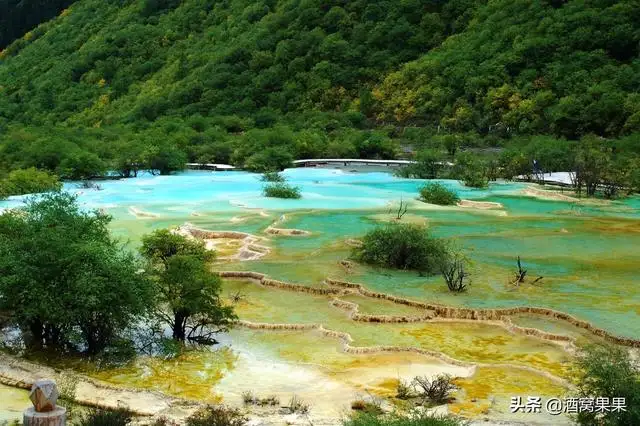 四川旅游必去十大景点推荐（四川值得去的地方有哪些）