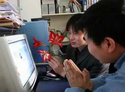 清明“云祭扫”，互联网远程催泪体验