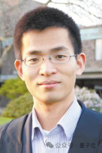 潘建伟团队突破量子操控极限！AI助力2024个原子60毫秒精准重排