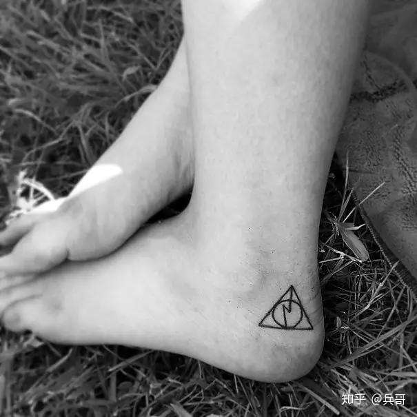 足部微刺青 若隐若现 撩拨你的心扉 知乎
