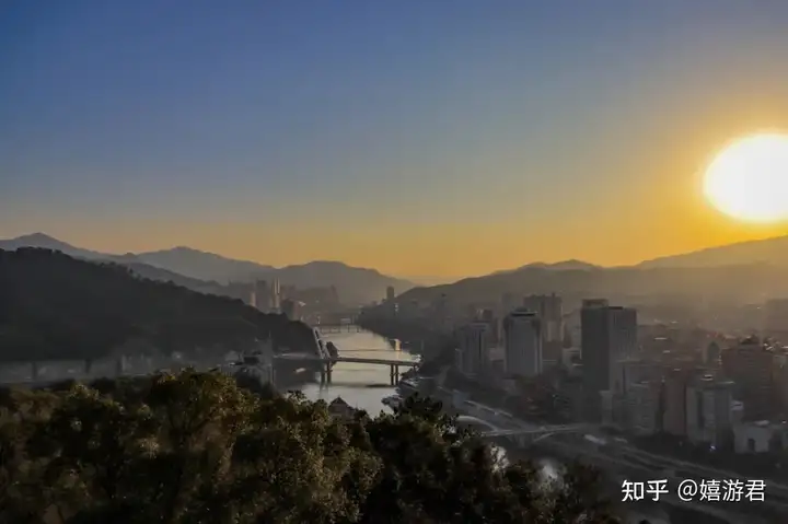 三寺云深