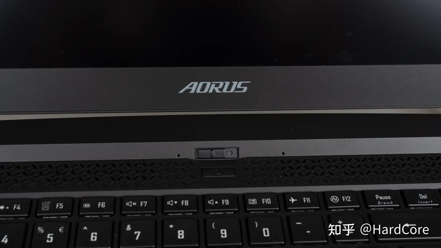 i7-12700H+RTX 3070超强游戏组合，技嘉AORUS 5 SE4游戏本拆解评测- 知乎