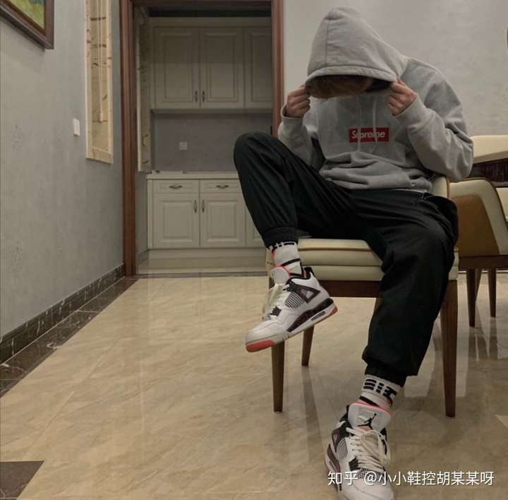 aj4穿搭男图片