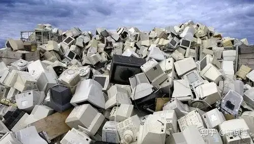 2022 年中国有将近 5 亿部手机被淘汰，目前我国电子废弃物的回收率怎样？回收后都是如何处理的？