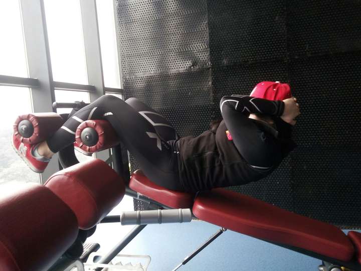 健身什么动作比较伤害脊椎颈椎又有什么可以缓解颈椎病的锻炼方法