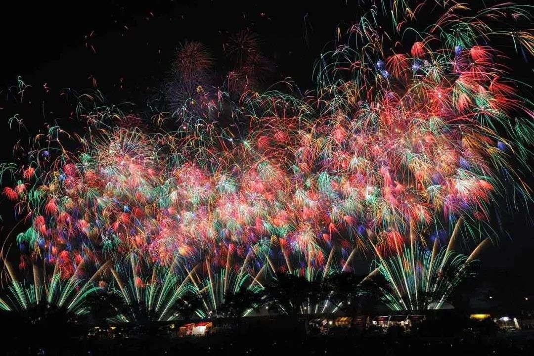 日本花火大会 点燃你的仲夏夜之梦 知乎