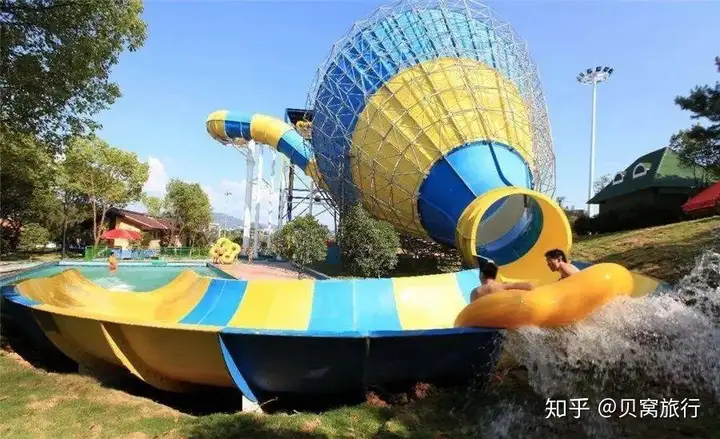 贝窝：团建浪翻天丨畅爽一夏，戏水玩酷欢乐水魔方
