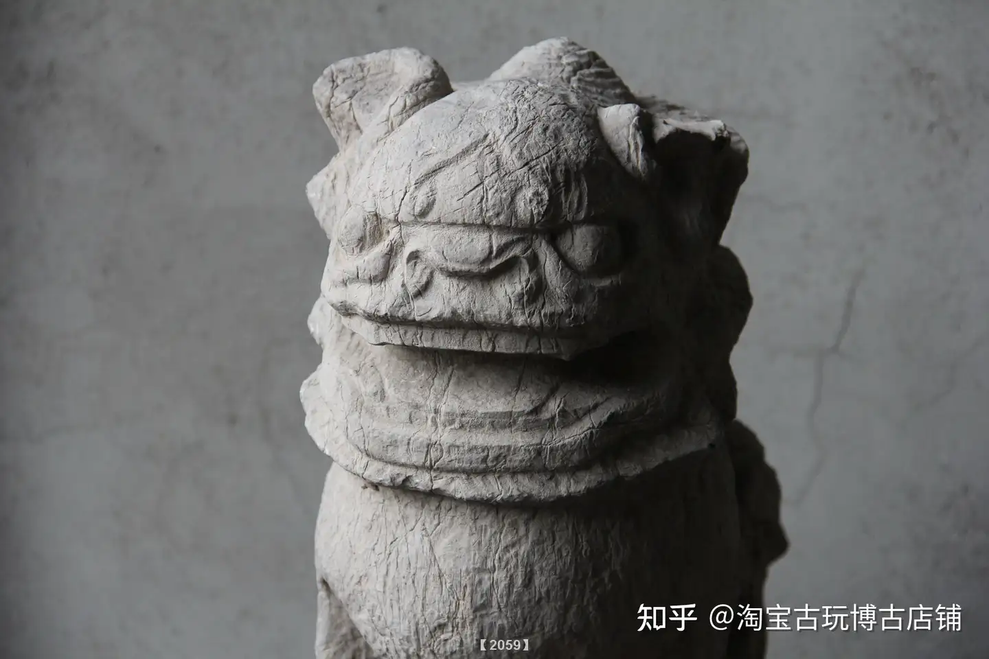 中国 蝋石 置物 獅子 蓋物 台付き 骨董 【最安値】 64.0%OFF