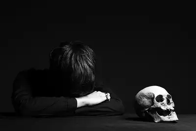 因为对方怕暴露出自己更脆弱的那一面,怕自己再次弄得伤痕累累的