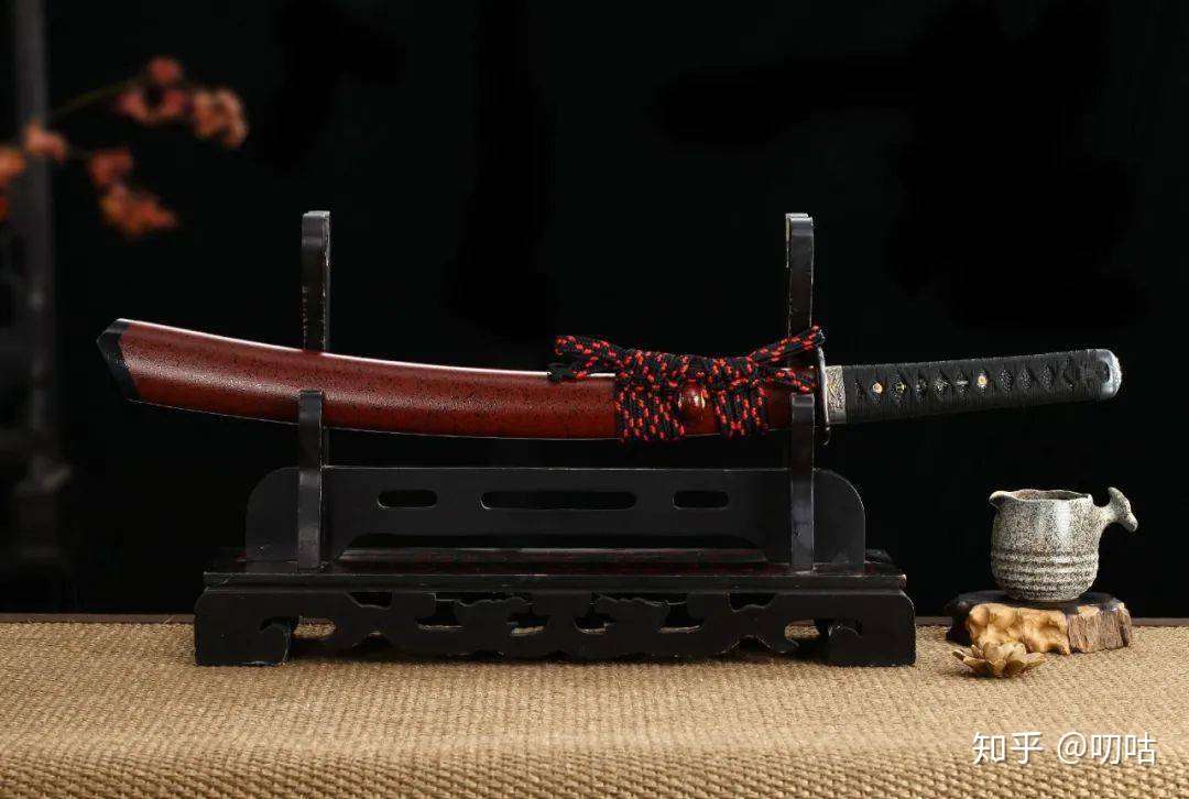 一寸短一寸险 这把近战防身短刀 堪称极致的杀伐利刃 知乎