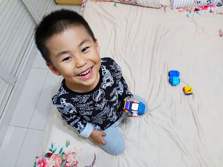 孩子的伴侣,爸妈的福音,兼容乐高的小木百变悟空早教机首发体验