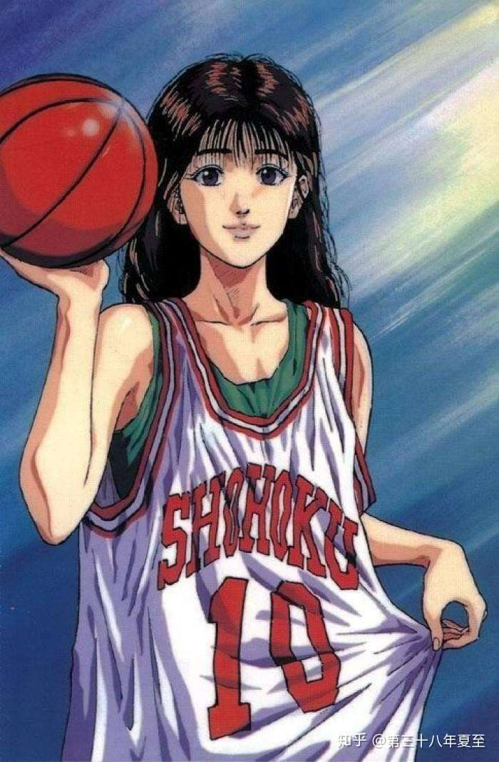 喜欢打篮球的男生喜欢什么类型的女生呢?