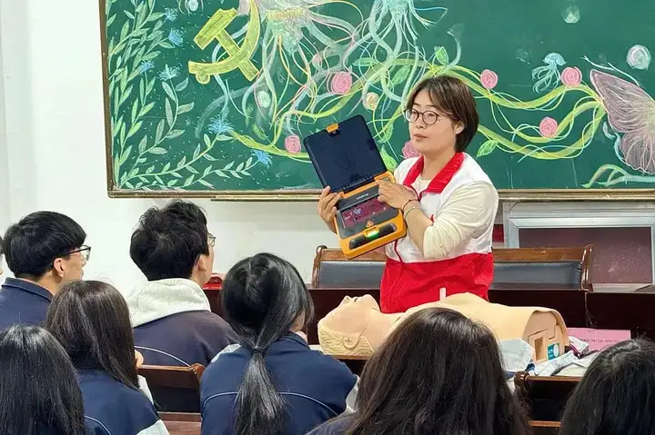 强化实践 生命守护 | 塘栖校区红十字急救技能培训
