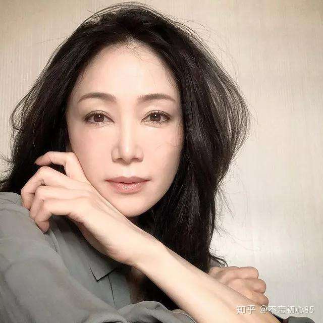 不忘初心85 日本之前举行了第十届"国民美魔女大赛"(美魔女指内在与