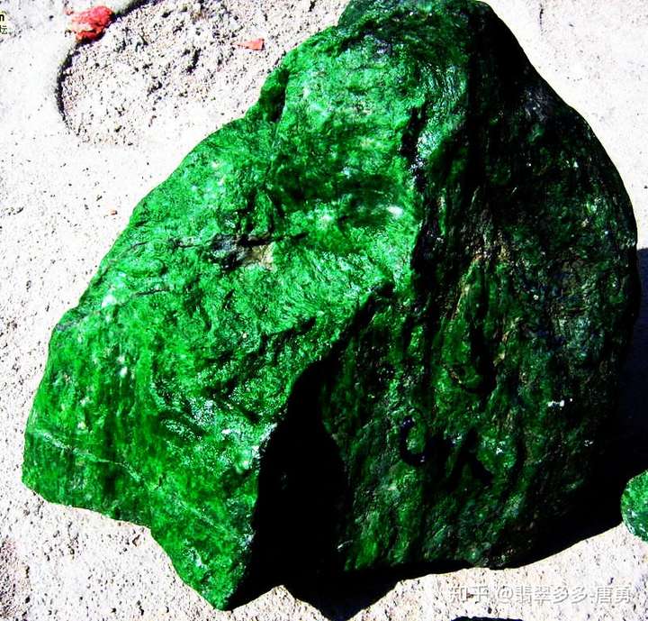 翡翠毛料也分"山水"吗?