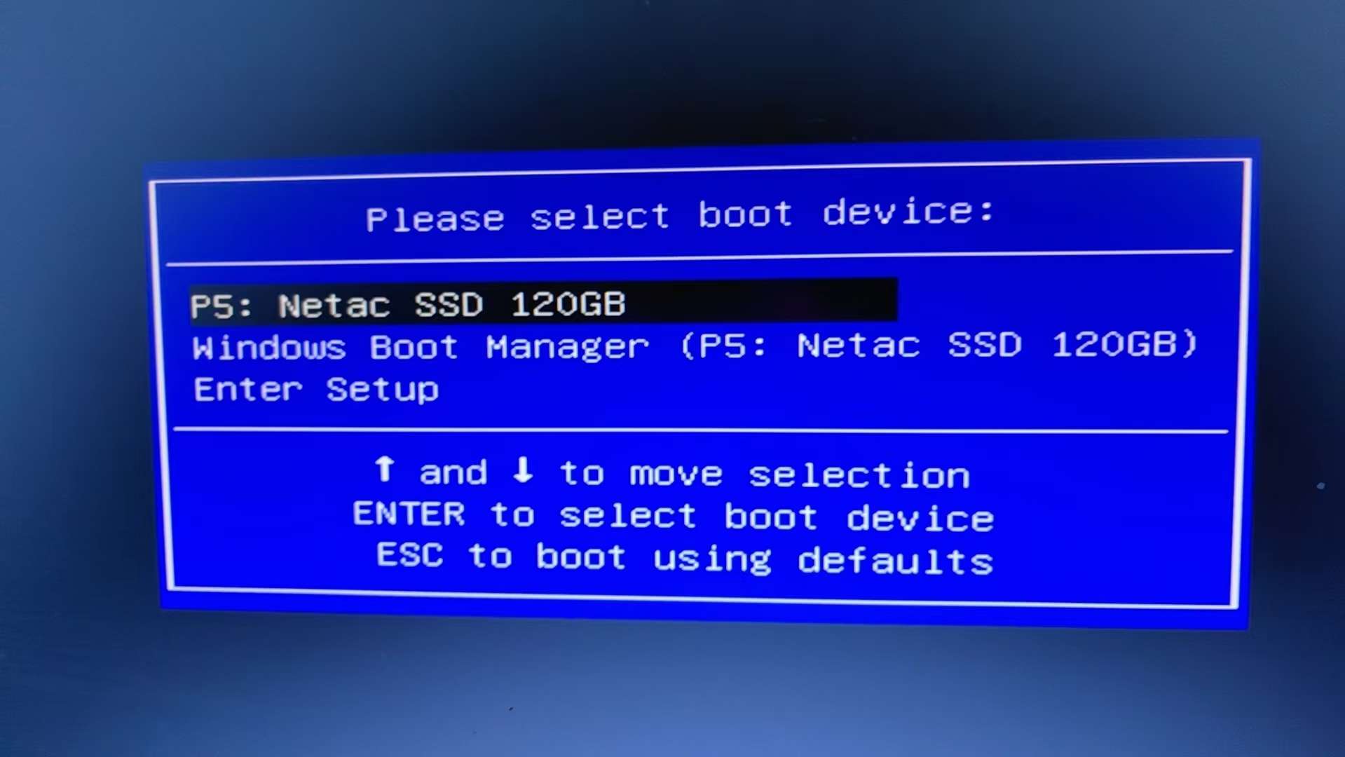 华南X79主板U盘安装系统后，每次都需要按U盘快捷键选择“Windows Boot Manager”进入-墨铺