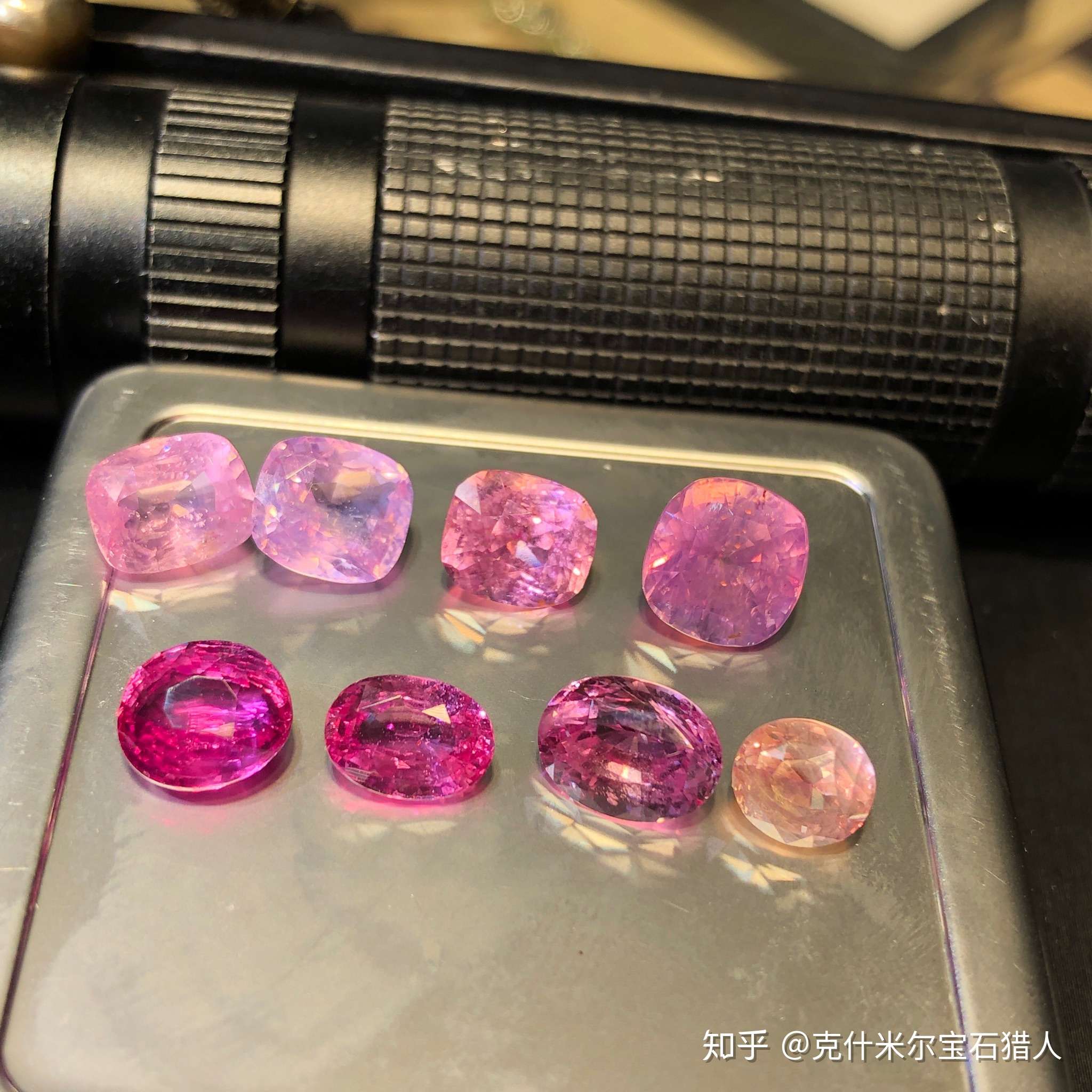 斯里兰卡宝石猎人 的想法: 2-5卡天然无烧帕帕拉恰蓝宝石 - 知乎