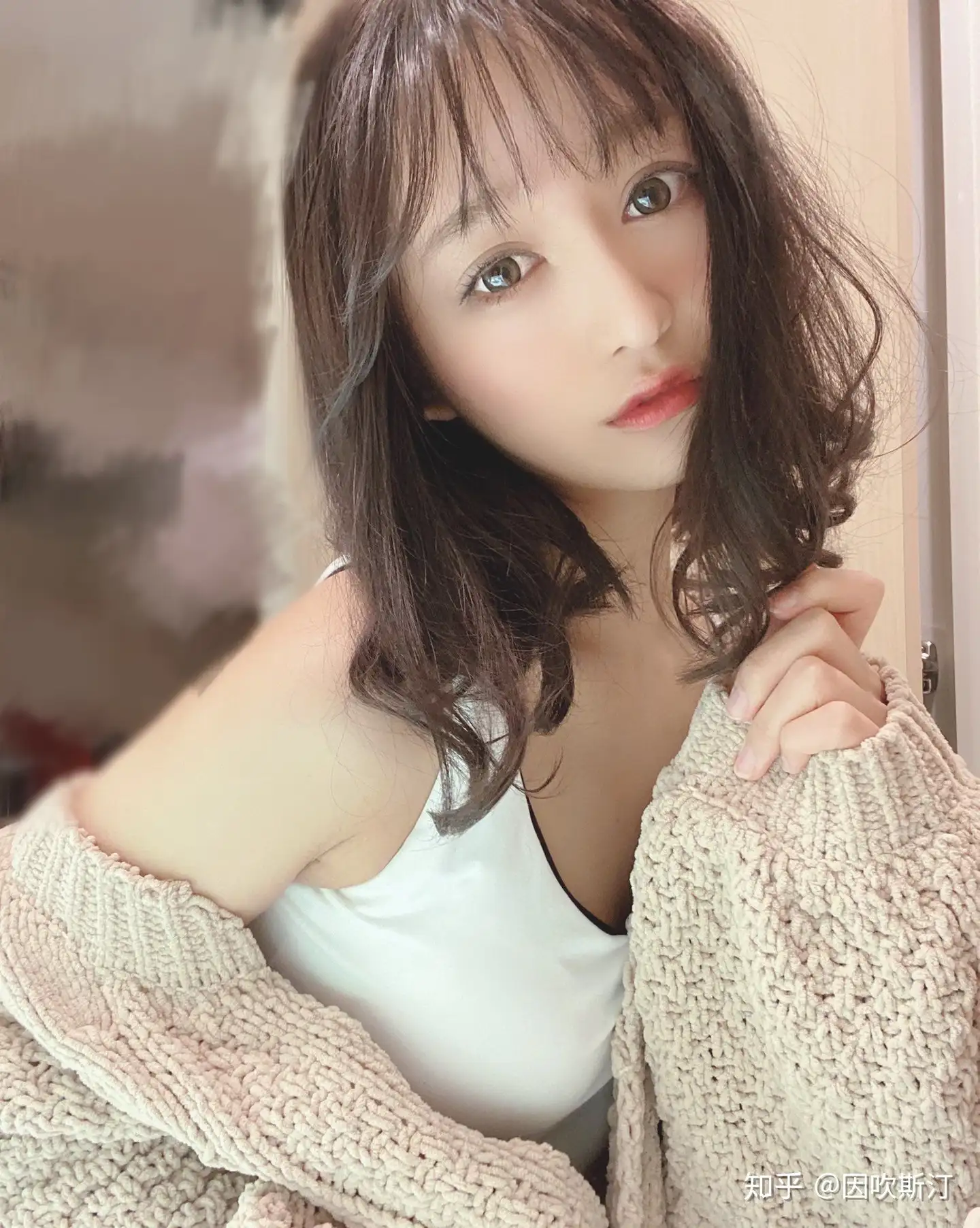 为爱而失去理智的可怜人儿—​星奈爱- 知乎