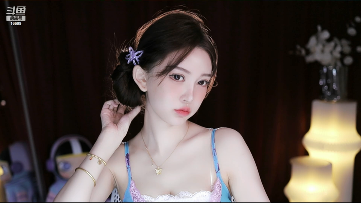 南妹儿呀是否每个角度都喜欢2024-04-24-2218|米娜娜