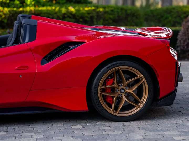 法拉利 488 pista 是如何做到内外兼修的? - 知乎