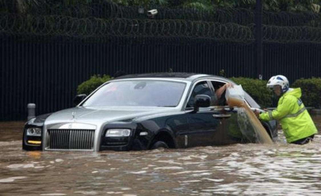 几万块的泡水豪车可以买 傻子才会信 知乎