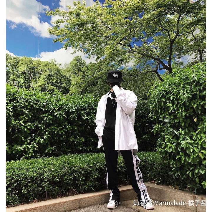 再更一波,水晶男孩金在德,自己说的身高166(或者167,我记不清了)